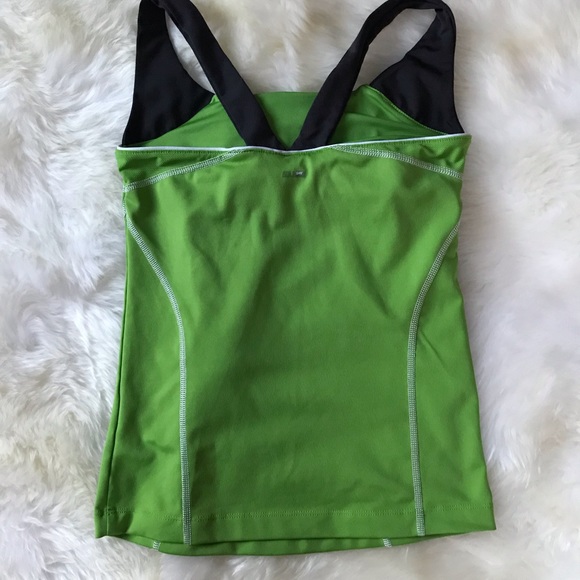 ADIDAS Black and Green Athletic top - Picture 7 of 7